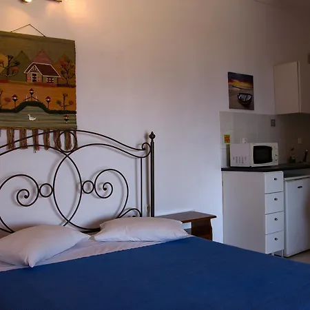アパートホテル Corfu Andromaches Achílleion