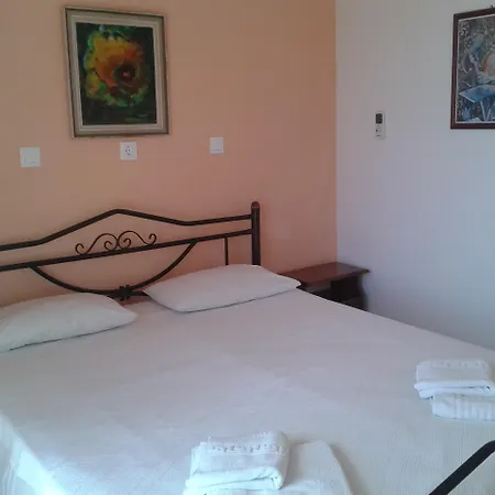 Apartmanhotel Corfu Andromaches 3*